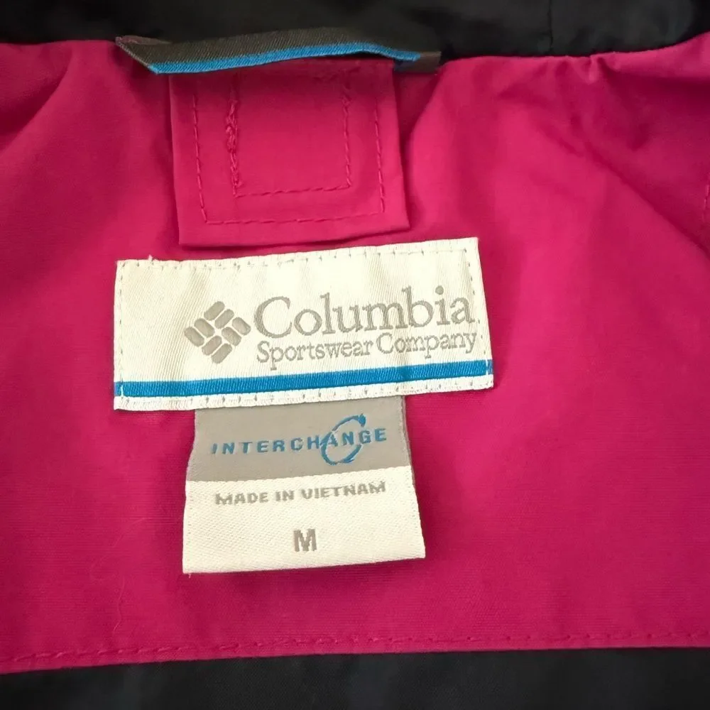 Columbia Woman's Pink Omni-shield Jacket